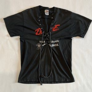 Vintage tee. Lace up detail